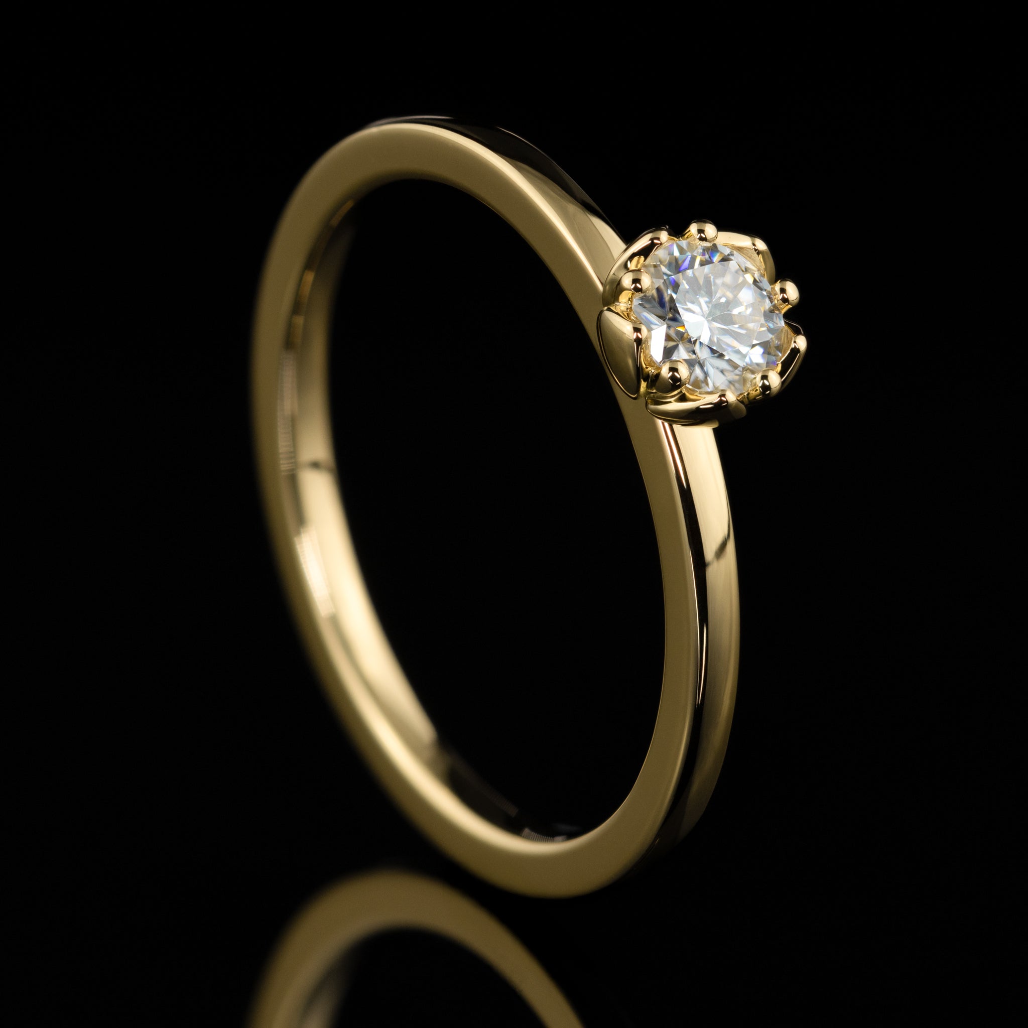 Gelbgold Flora 0.25ct böumiger Verlobungsring Goldzeit Nuernberg Goldschmiede Seitenansicht