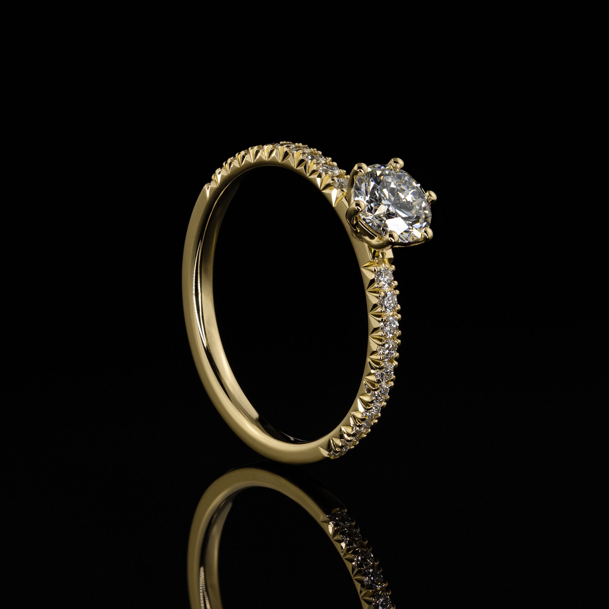 Goldzeit Ring, Modell "Leana"
