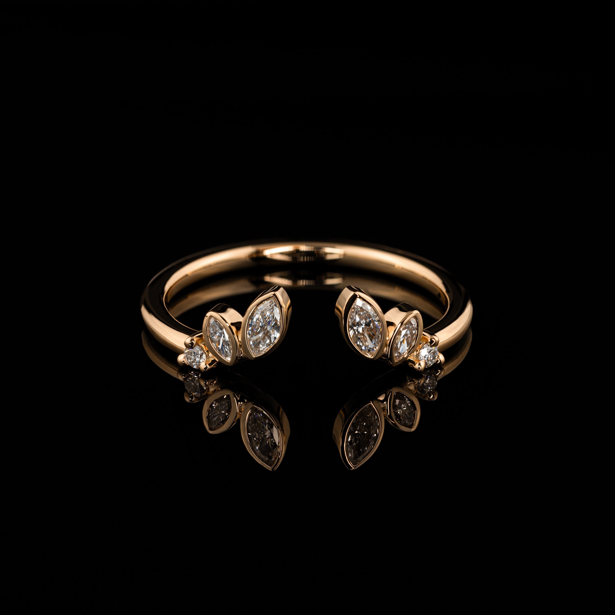 Goldzeit Ring, Modell "Ilona"