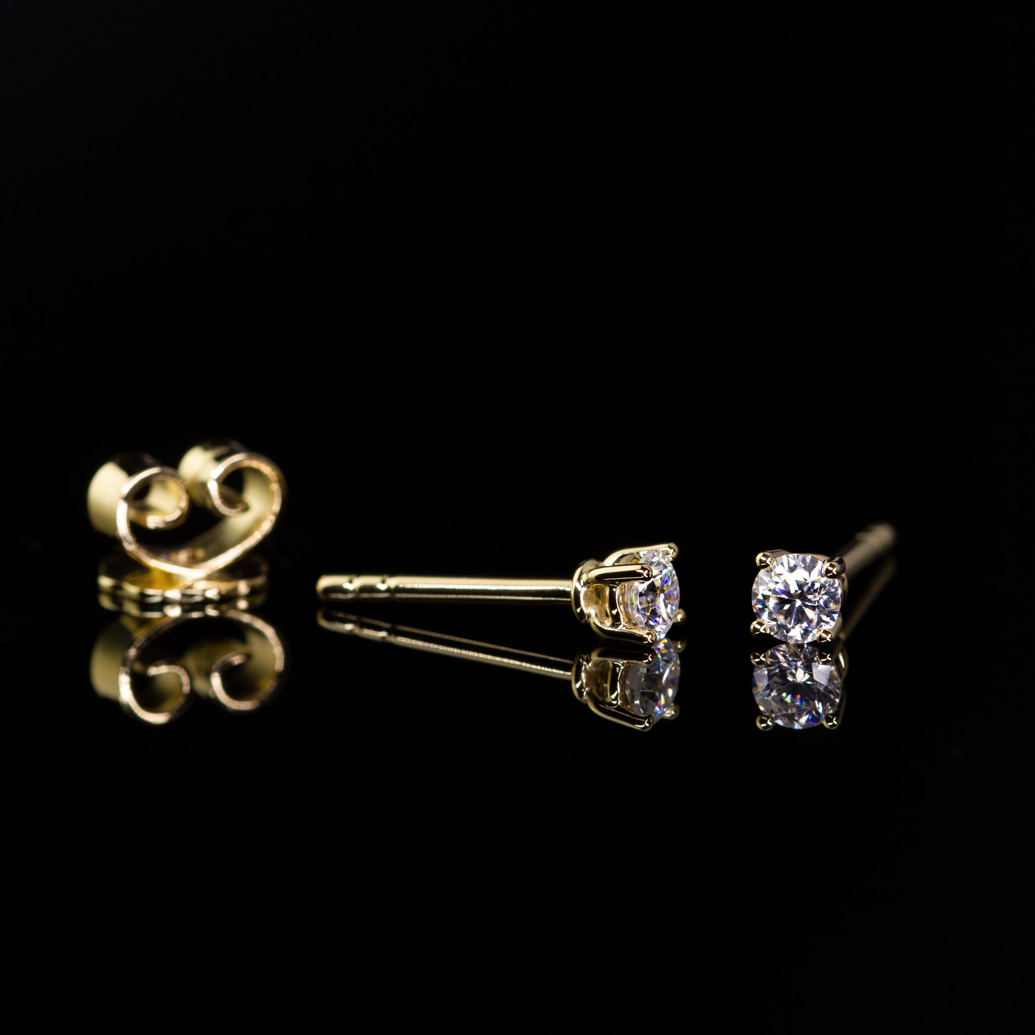 Goldzeit Ohrstecker, Modell "Tara"