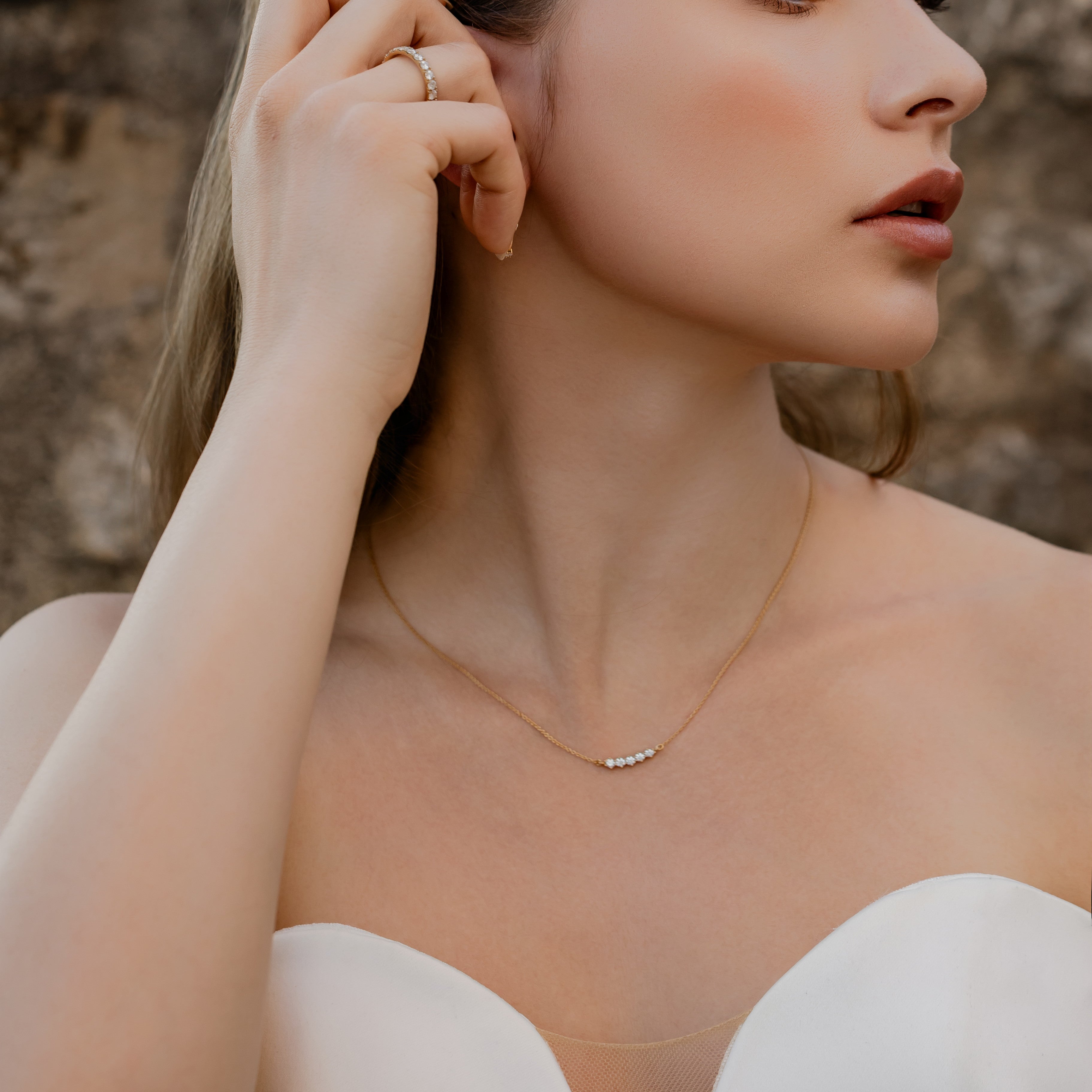 Goldzeit Collier, Modell "Ari"