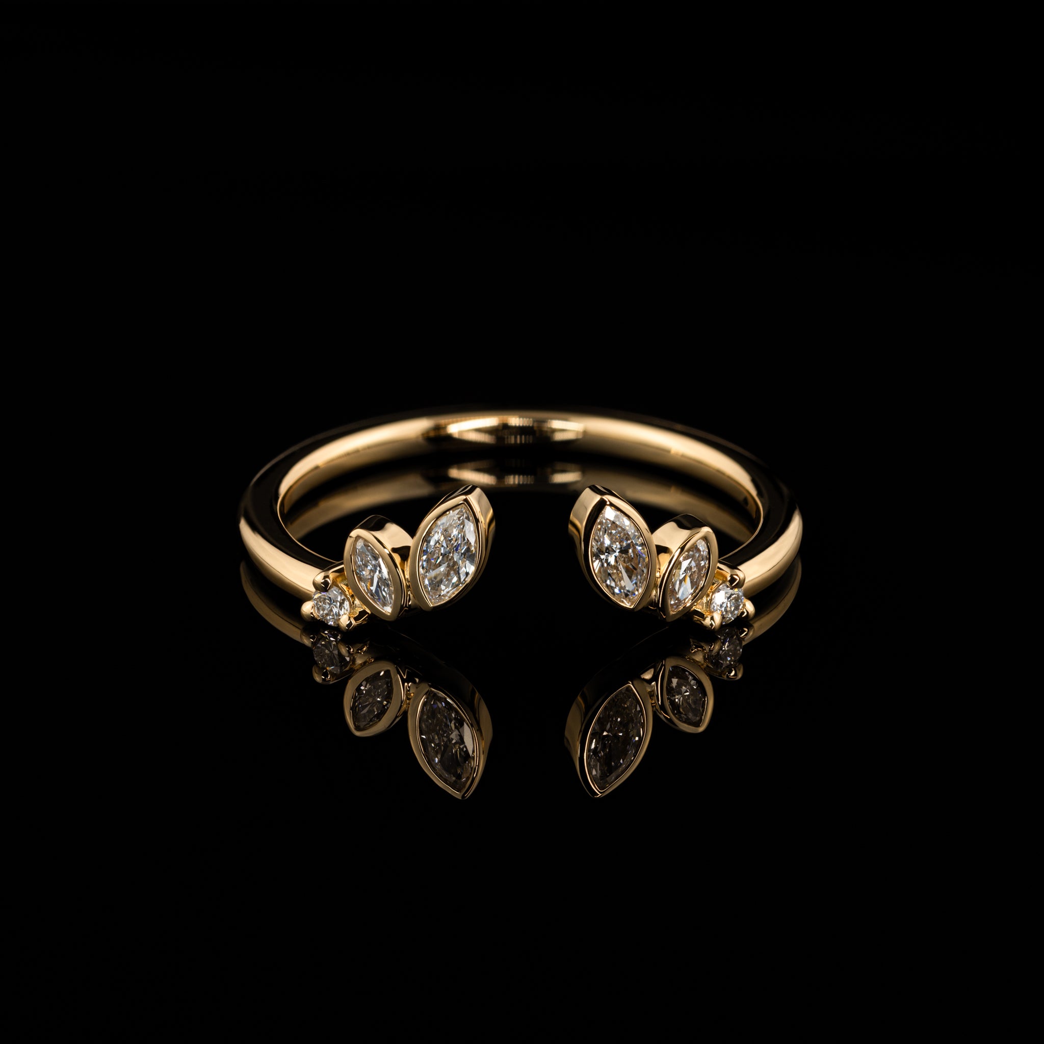 Besonderer Vorsteckring offene Ringschiene Diamant Labordiamant Goldzeit Goldschmied Nuernberg individuelle Anfertigung Rosegold