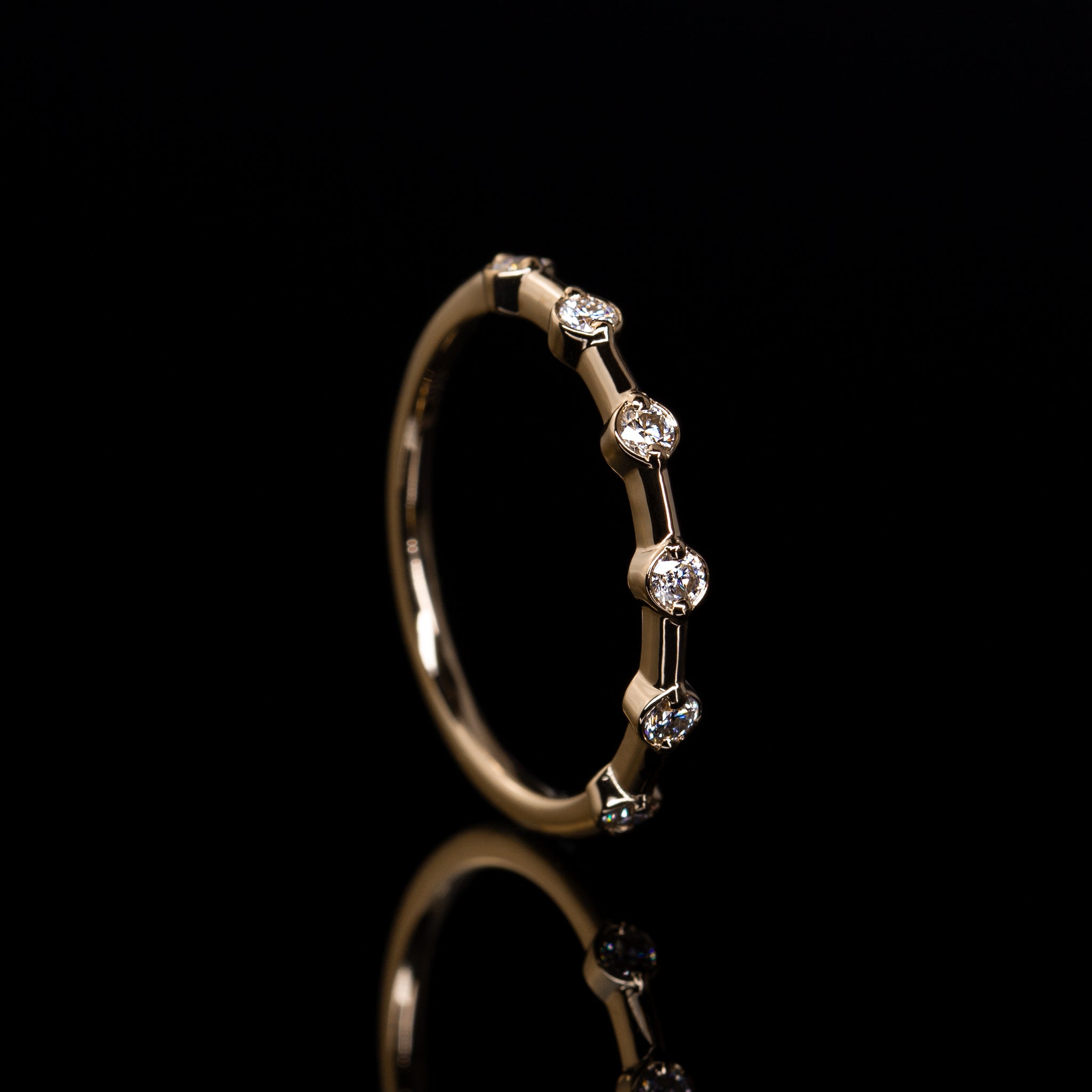 Ehering Vorsteckring Verlobungsring Schmuckring Distanzring Design Nala von Goldzeit Goldschmiede aus Nuernberg 18Karat Rosegold